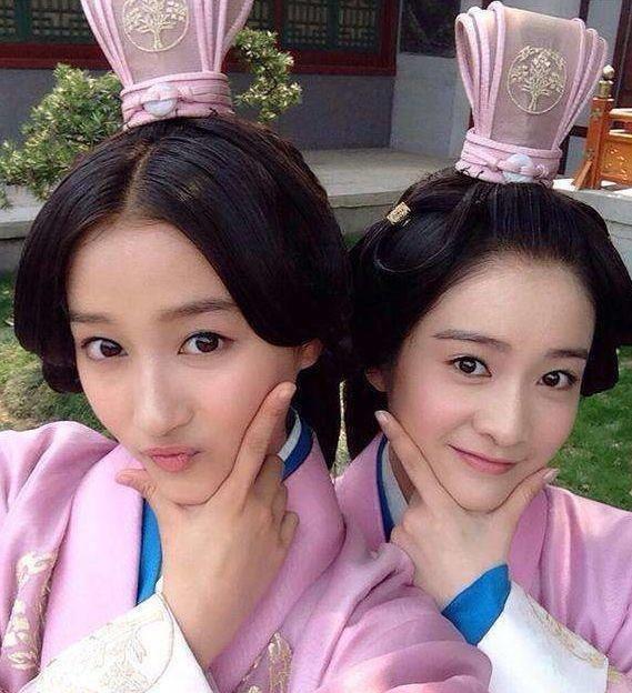 虽然无法查证关晓彤和鹿晗什么时候相识,可作为闺蜜,张雪迎怎么会对