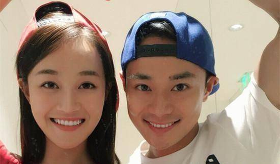 他童星出道,8岁火了之后却沉寂多年,如今和女友成励志情侣_曹骏_时候