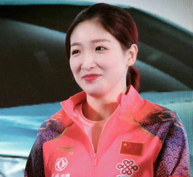 刘诗雯不仅能够打球,还不会像在国内参加全锦赛占据位置让年轻人没有