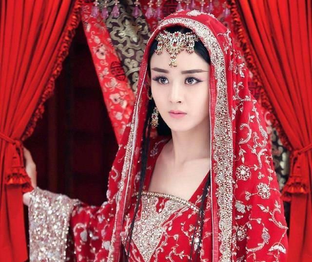 赵丽颖的古装红衣角色,楚乔垫底,玉无心第二,第一名人见人爱_张珍