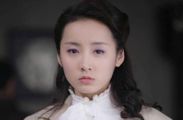 "演员"吕一:出道就是女主角,却被人设拖累,"糊"了19年_角色_剧本_清纯