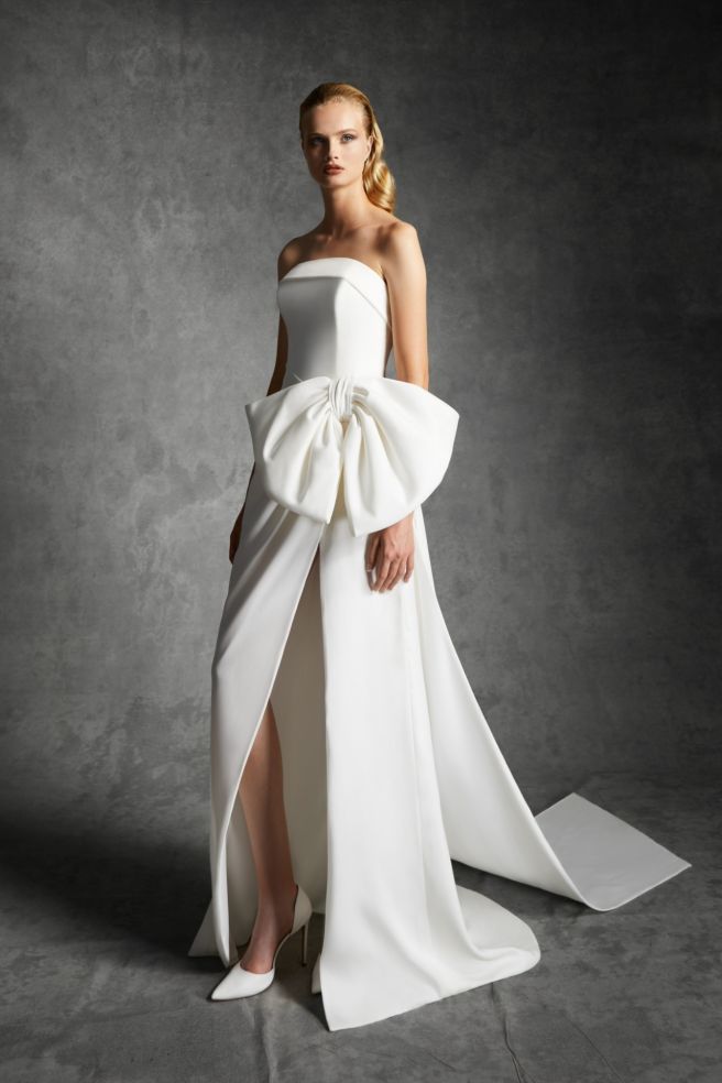 雕塑般的立体美感, viktor&rolf 2023 秋冬婚纱系列再次美到心坎底