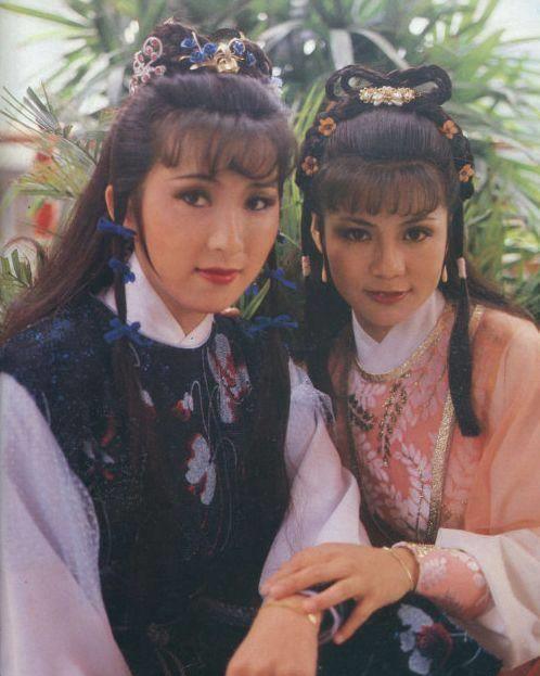 这位"妈妈专业户",原来是80年代无线当家花旦,年轻时真美_陈秀_小角色