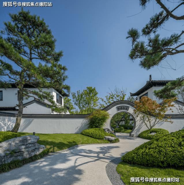 2023成都云上旅游度假区怎么样|600年仙台观400亩烟霞湖/价格/户型