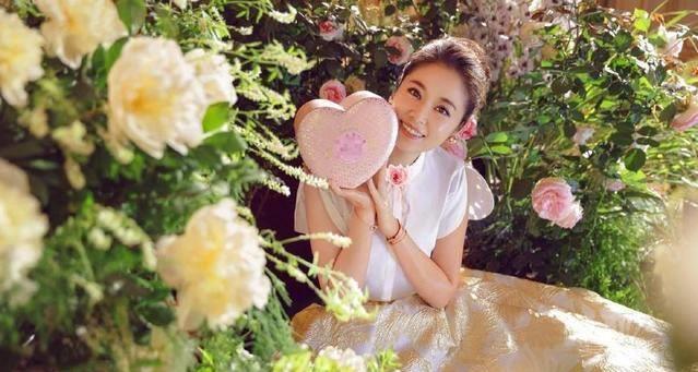 周迅,林心如,萧蔷扮少女忍了,宋丹丹的少女装真的忍不了_剧中_西门