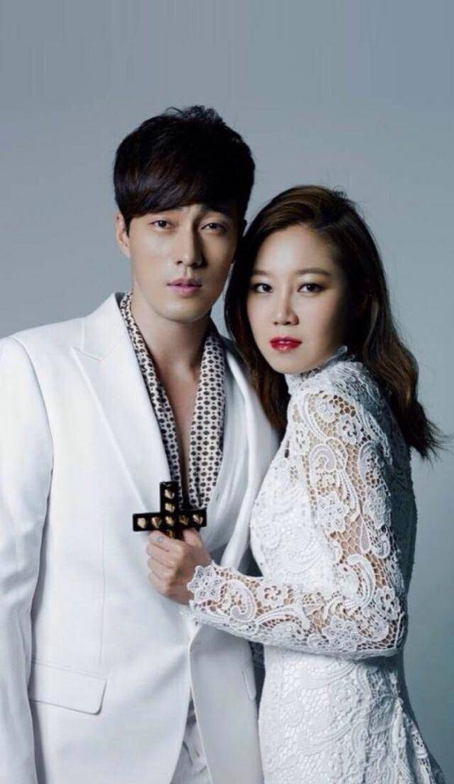 苏志燮近照曝光:蓄胡子,留长发,发福,还是《主君的太阳》吗?