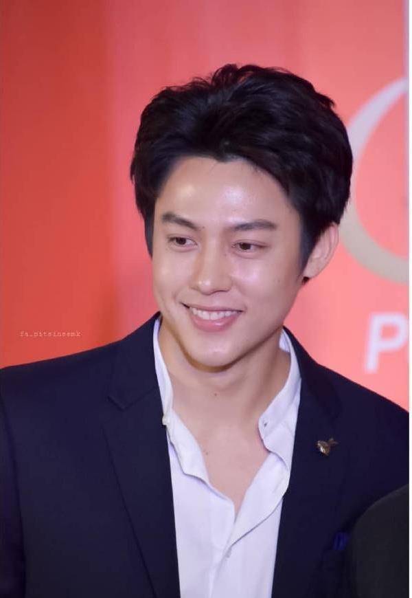 泰国3台男星身高大比拼,三胖黄金比例天生的"衣架子"_mark_关键_cm