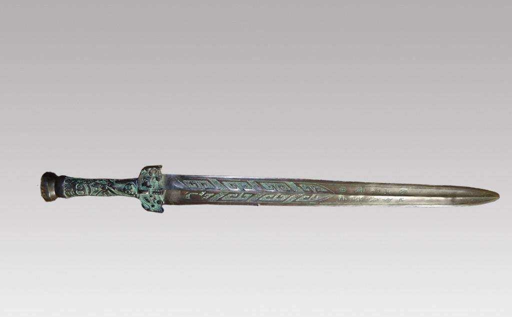 秦军的青铜剑此后不仅仅是秦国以关中,蜀中,汉中为基地平灭六国,统一