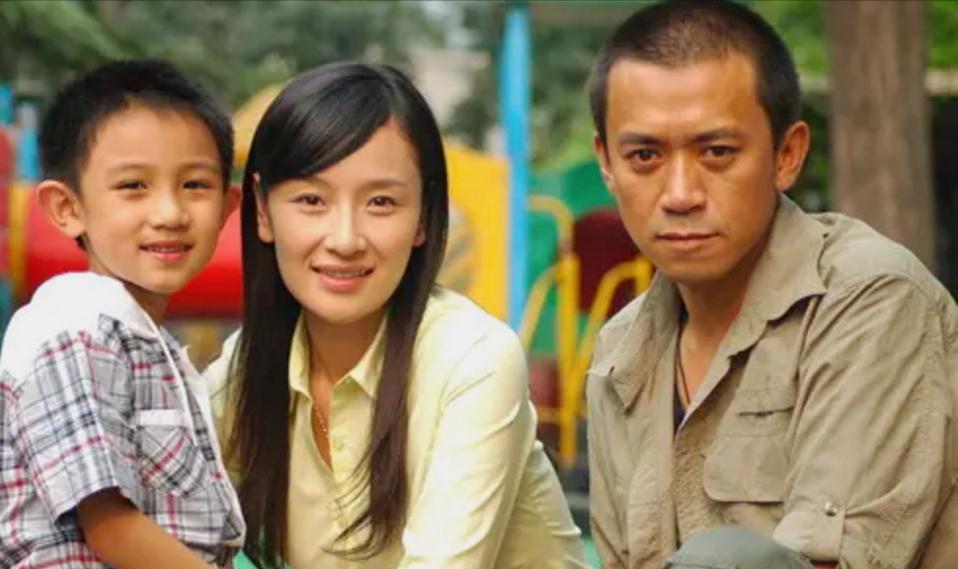 2000年,王学兵参加了一个朋友的聚会,在聚会上,王学兵认识了冯钰棋.