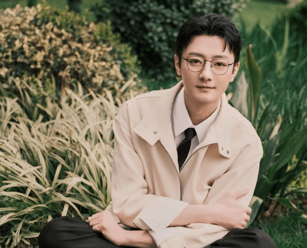 京海小分队这次也派了"高启盛"苏小玎来参加.