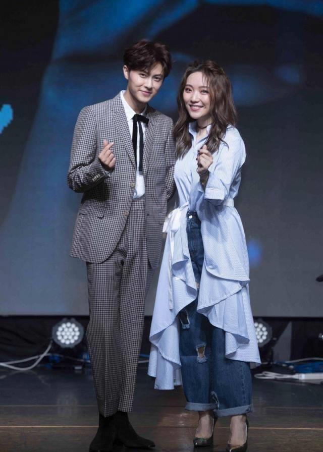 丫头詹子晴揭密13年的男朋友,竟有女友嘱咐不被诱惑打败_王子_爱情