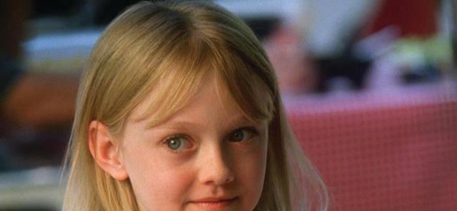 汉娜达科塔范宁现在长成这样?网友:美版女"嘎子"!