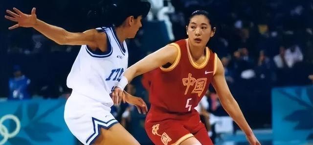 李昕:当球员拿世界亚军,当教练执教男篮和巩晓彬相恋九年没结果_篮球