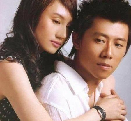 三料影帝夏雨表白的方式很独特,放了郭富城这首歌就把袁泉追到手_低调