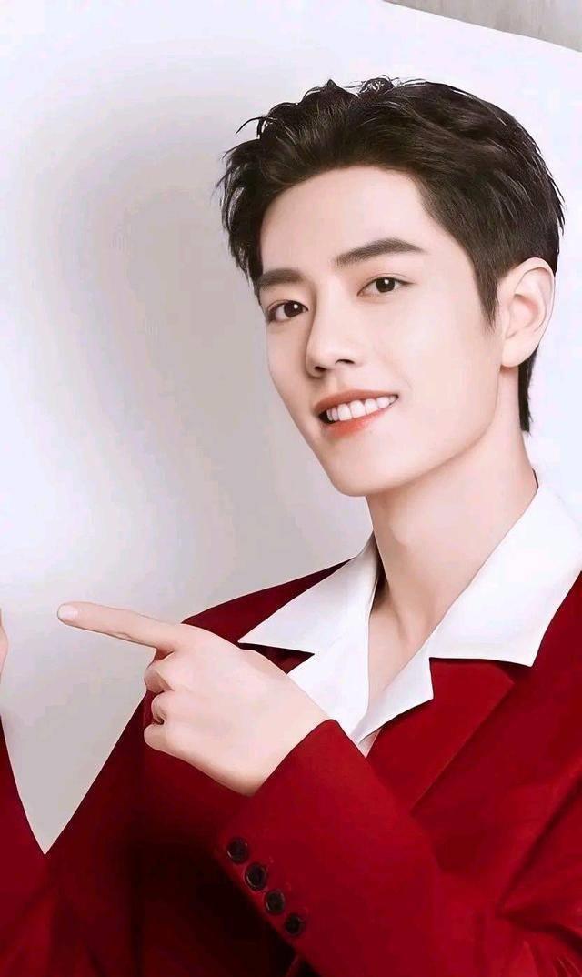 从娱乐圈乱象背后看肖战_偶像_教育_生活