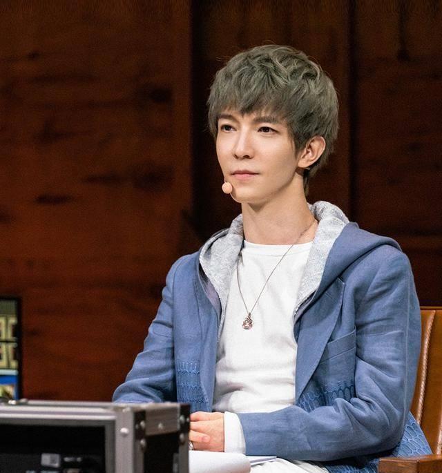 尔冬升怼郭敬明:你学的是什么体系?