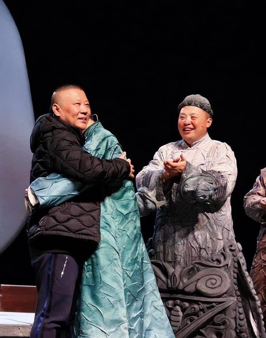 2021年,郭麒麟也要"塌房子"?网红美女爆聊天记录_郭德纲_男孩_儿子