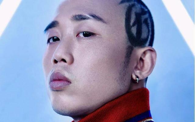 gai也是如此,可是因为他是gai他唱过超社会,现在快节奏的娱乐生活只会