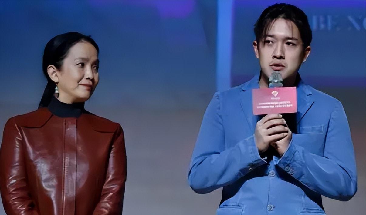 张丰毅儿子近照曝光,变身帅气男神,与父亲,母亲的关系揭秘_张博宇