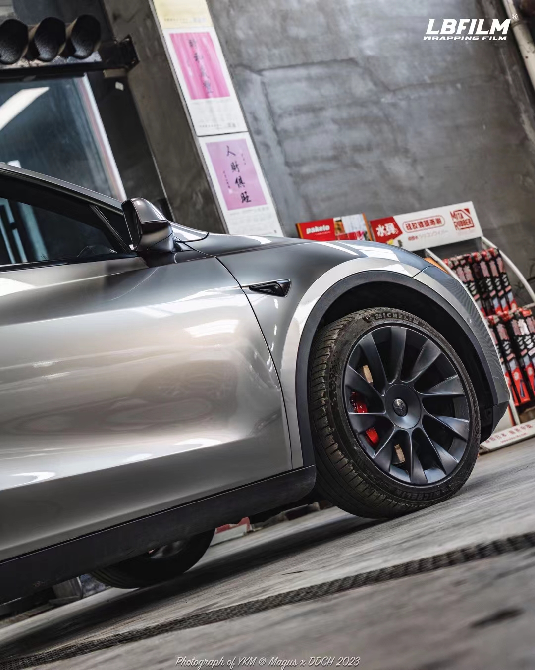 特斯拉modely-lb改色膜液态金属银,酷炫科技感银色系_搜狐汽车_搜狐网