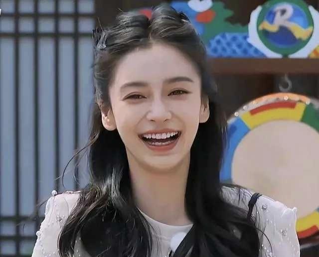 《奔跑吧》对baby无效镜头,节目简介没有杨颖名字,请善待老成员_网友