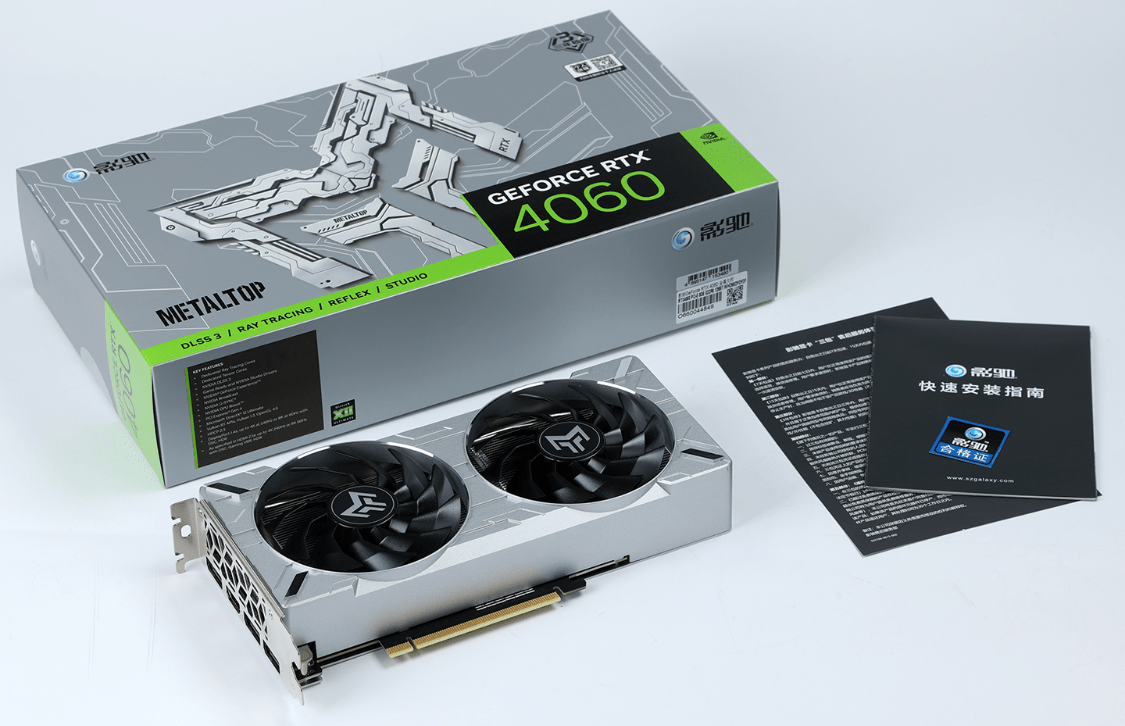 配件方面,显卡盒子内除了rtx 4060 金属大师显卡本体外,还附赠了显卡
