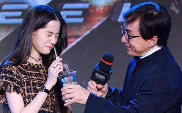 吴京劝女孩子不要进娱乐圈,看到成龙对欧阳娜娜的动作,我懂了_罗志祥