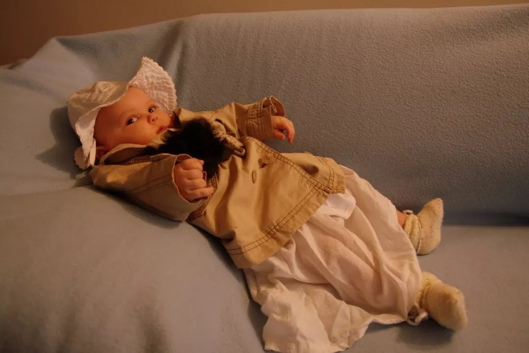 她把孩子拍成了世界名画_露西·_宝宝_照片