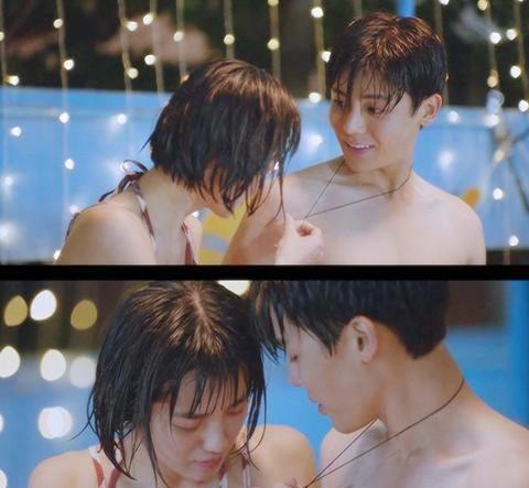 万鹏咬唇妆怪异,代露娃笑容感染人,看到张耀的小腿,我心如小鹿_剧中