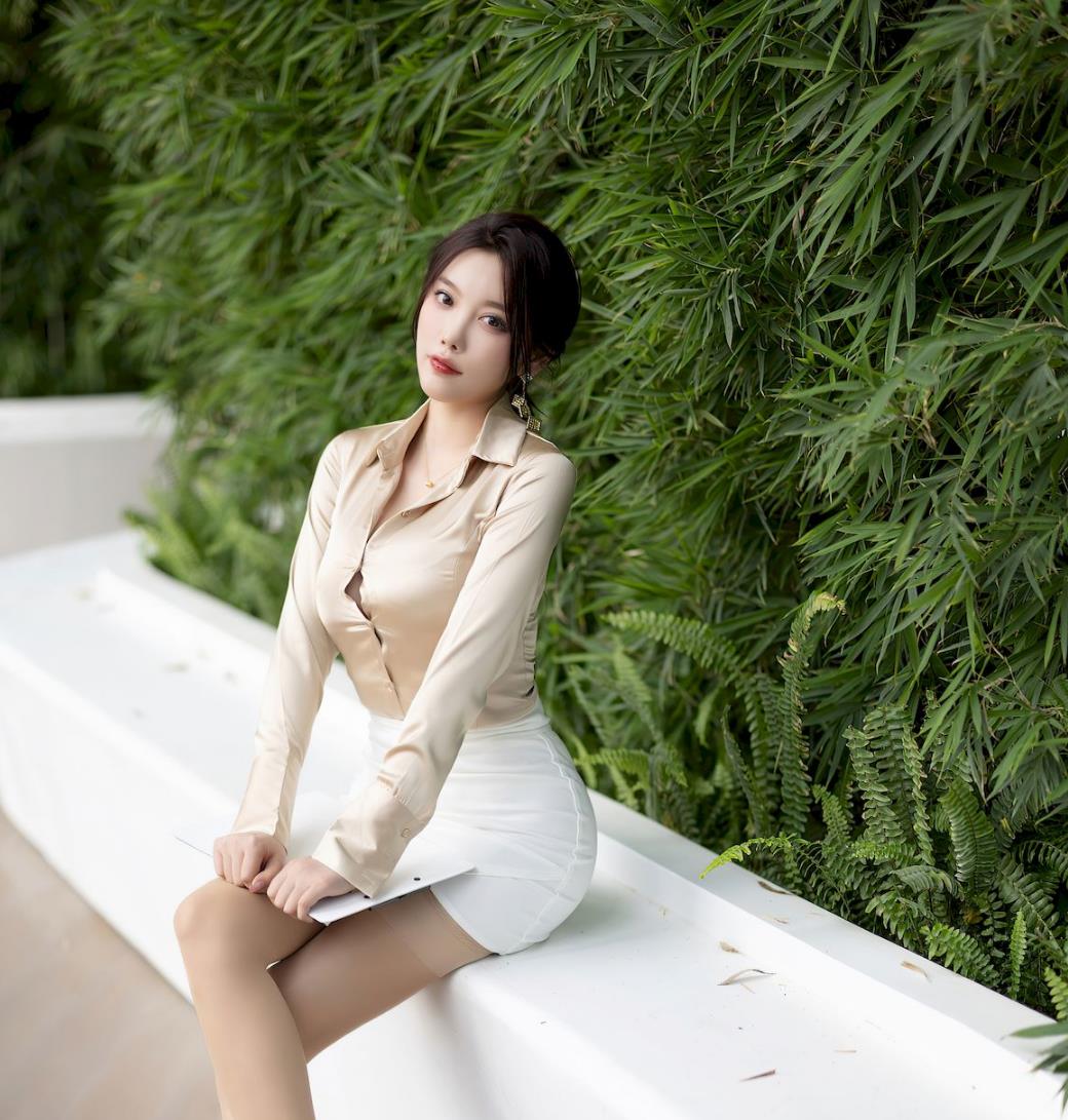 最美杨晨晨系列:时尚时尚短裙高跟鞋_男孩_感情_时间