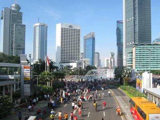 印尼人口_印度尼西亚提议迁都:首都从世界人口第一大岛迁到面积第三大岛