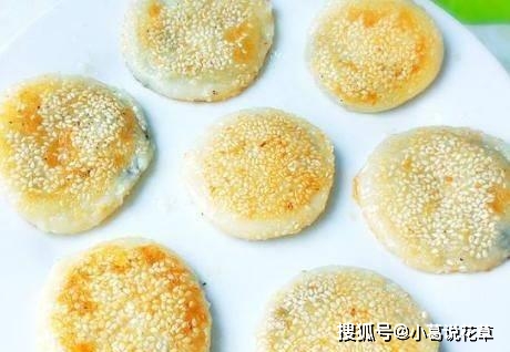 做烧饼太香了,加1个苹果,不用擀面,香甜软糯口感好_味道_面团_水果