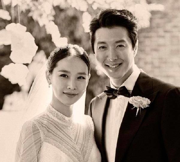 李东健赵伦熙因性格不合协议离婚,抚养权归女方_协商_双方_方面