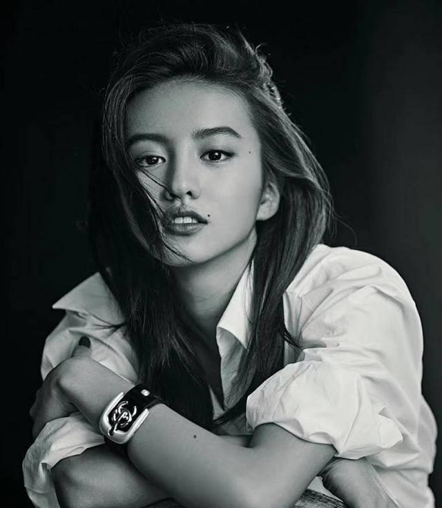 木村拓哉女儿,16岁造型俗气又大胆,驼背仪态被指毫无星味_风格_初恋