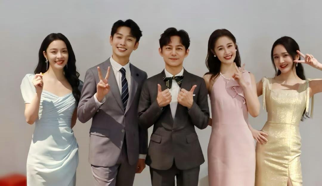 33岁梁田宣布从"芒果台"离职,结束11年合作,曾多次搭档何炅主持跨年