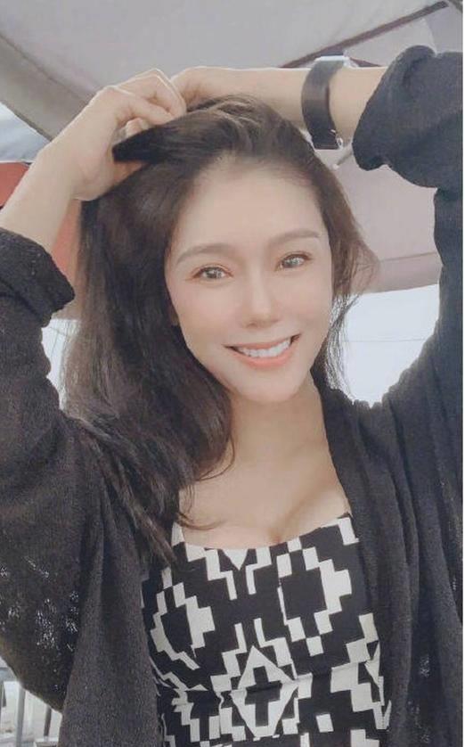 林丹退役,赵雅淇发文称苍蝇们控制好自己,网友疑问