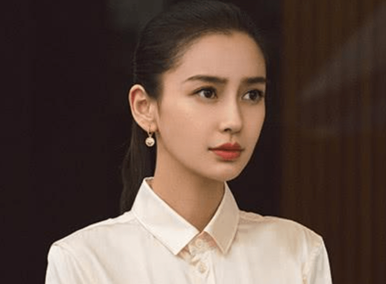 有人对演技"最烂"女明星做了个排名,其中唐嫣排名第五,关晓彤排名第四