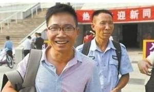 广西“高考疯子”，大三辍学，为考清华复读8次，今从事什么工作