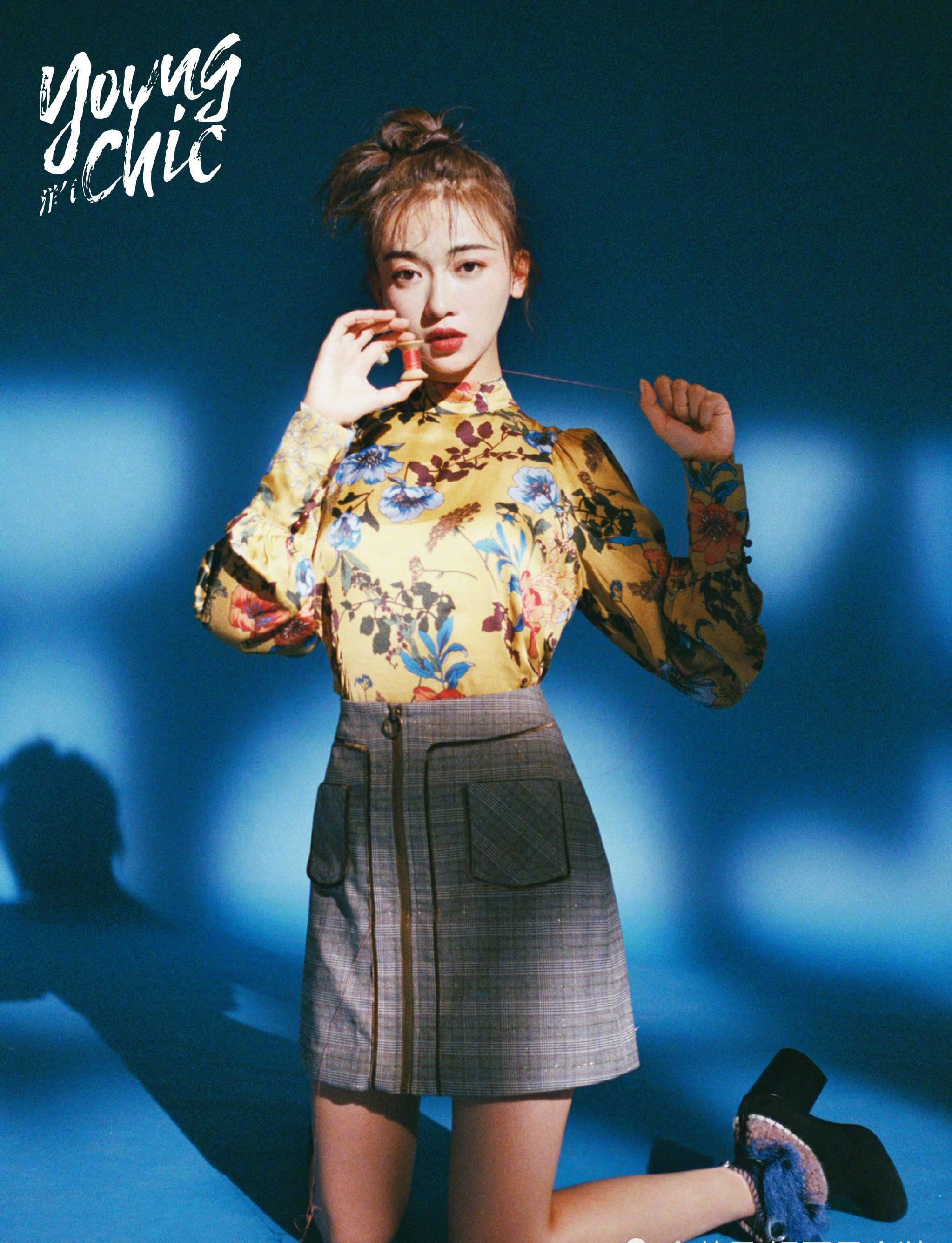 吴谨言被批后首现身,签名送盒饭显亲民,这波洗白真及时_延禧_团队