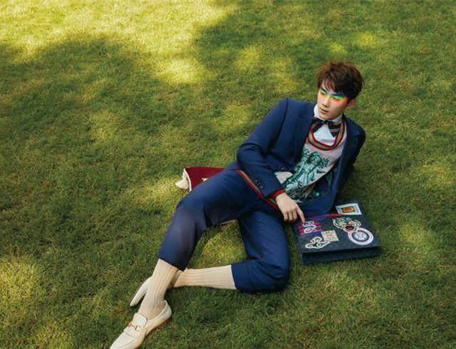 吴磊出席时尚活动,穿上这身衣服,有种王子般的感觉!