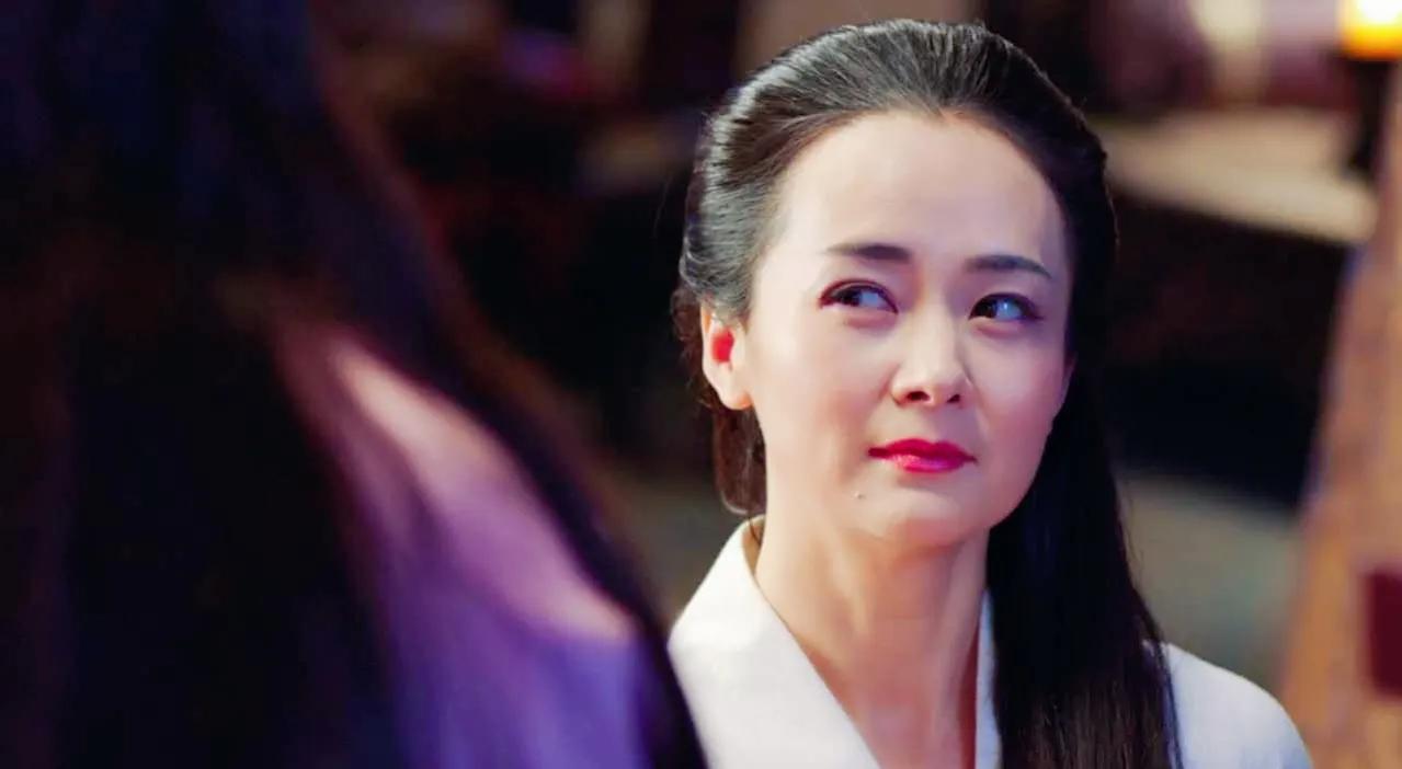 陈依莎:曾凭《现场铁证》出圈,49岁的她有夫有儿有公司_天晴_王岚