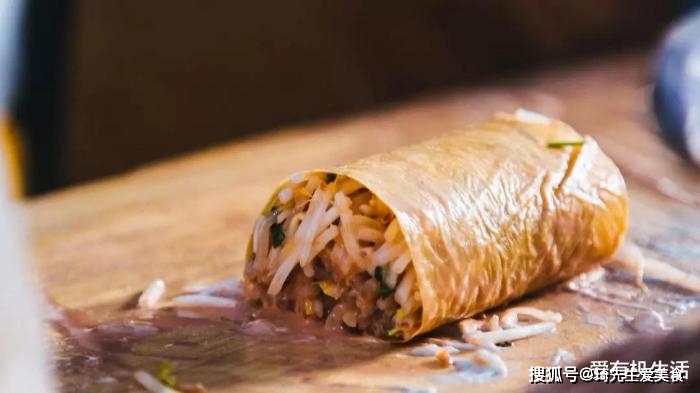 天津特色美食“卷圈”,你吃过吗?_豆皮_小吃_馅料