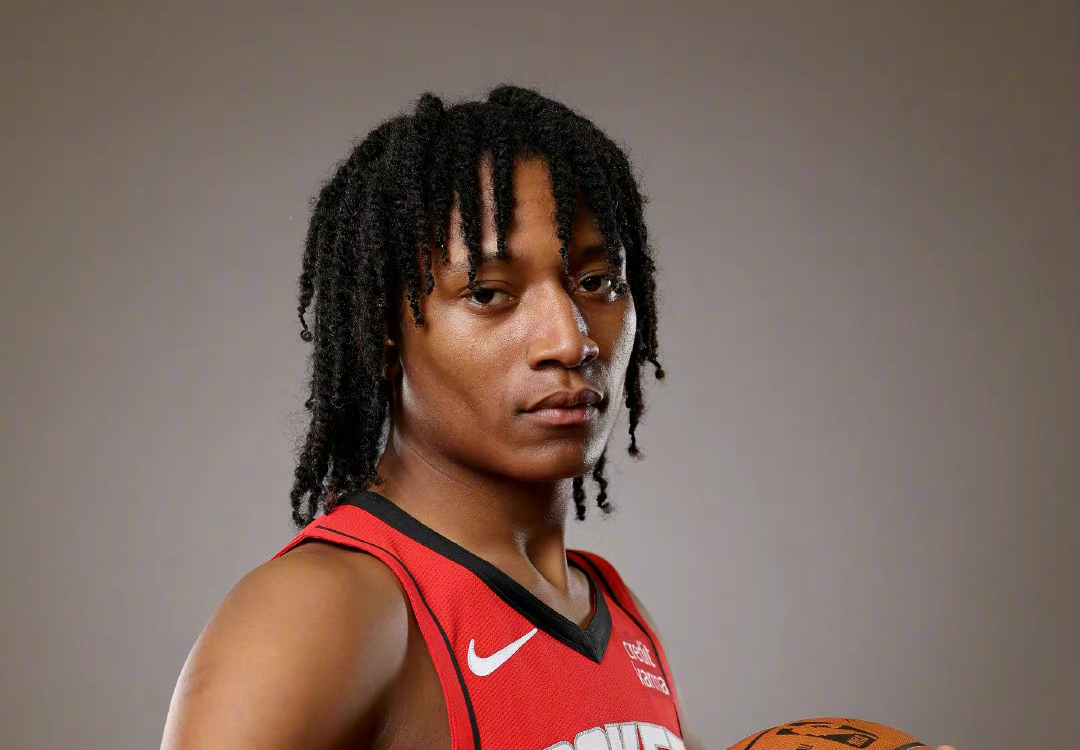 亏本交易,火箭队白送3首轮秀 小马丁,腾出薪金空间 错失冠军中锋_球员