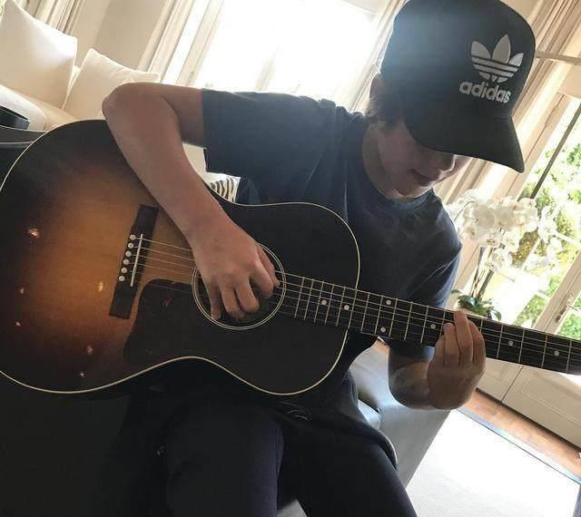 贝嫂维多利亚的天赋没有浪费_贝克汉姆_小贝_足球