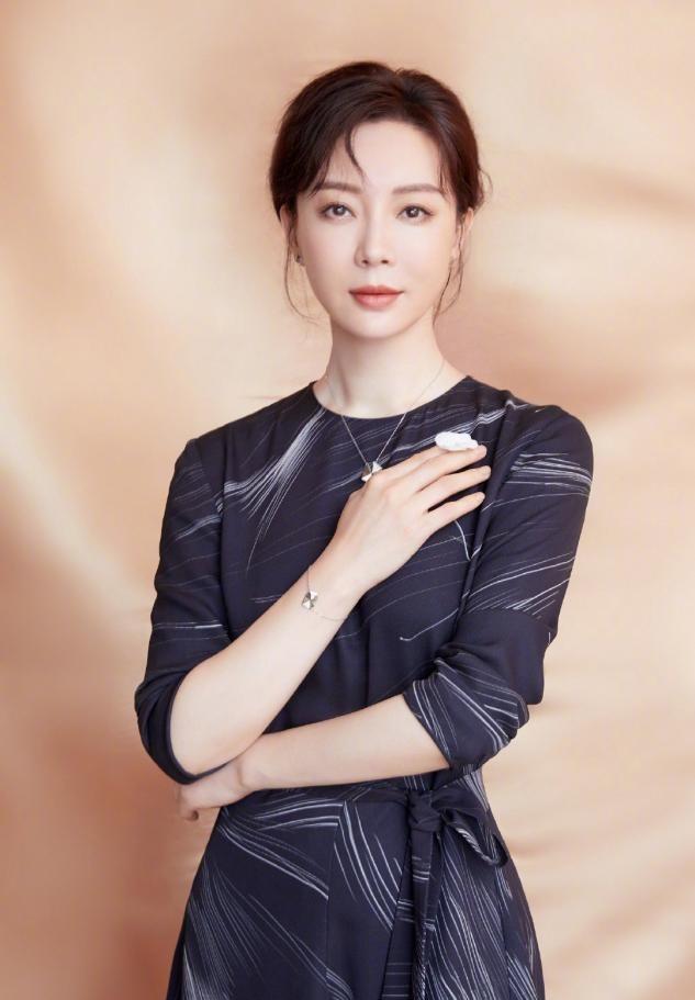 老女人qq空间=老年女人发朋友圈的句子