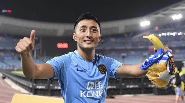 杨二哥反戈一方,回家比赛激动了解大连风格,担起防守龙东重任_杨博_于