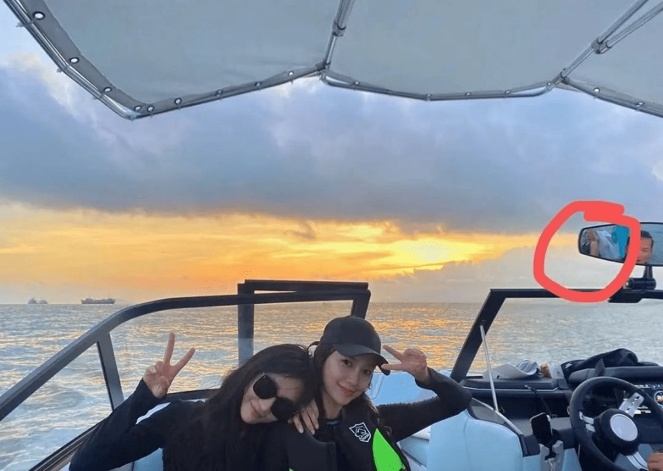 蔡徐坤与未成年床照流出,不雅照让人脸红,比吴亦凡性侵过犹不及_事情