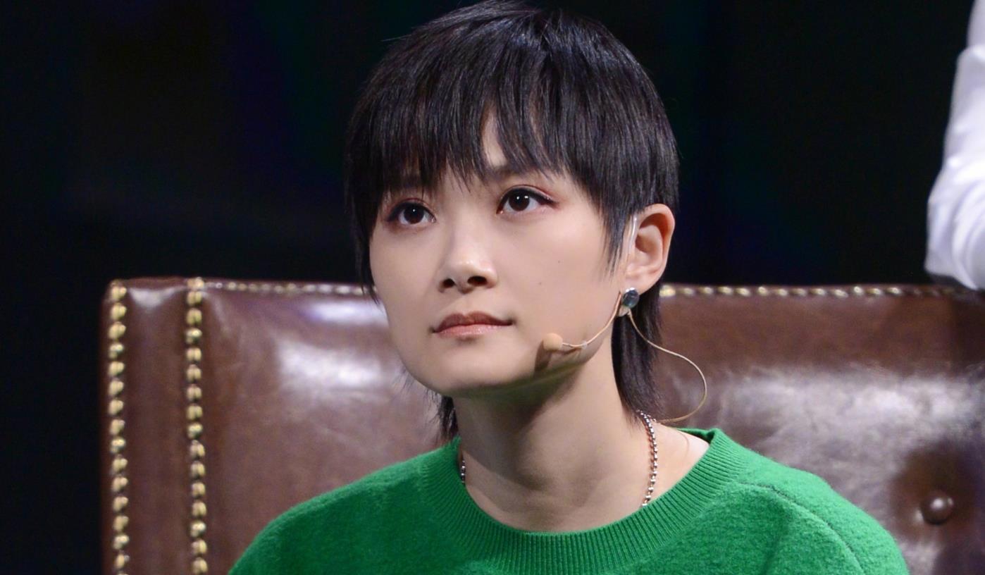 李宇春的《周末愉快》,这张专辑会让人产生共鸣,让人产生一种开放的