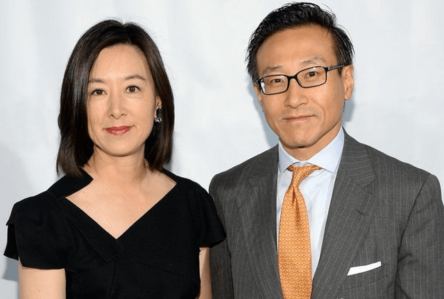 蔡崇信1964年出生在一个显赫的法律世家,他的爷爷蔡六乘曾在上海做过