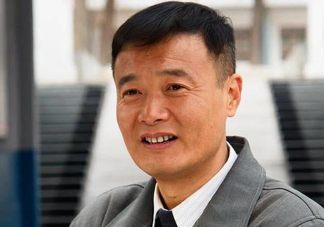 《生存之民工》董飞结局是什么?剧中的主演都有谁?